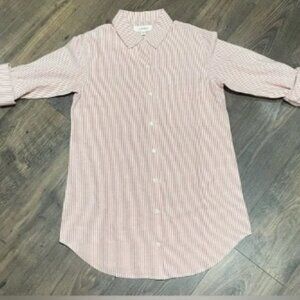 L*Space Woman’s Linen Button Down - XSmall